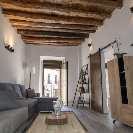 Elegante Apartamento Para 5 En El Centro De Caceres Con Wifi Eksteriør billede