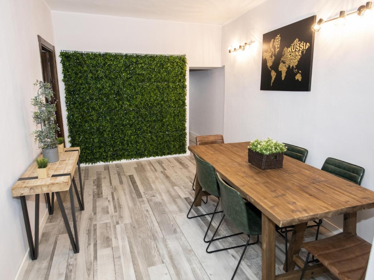 Elegante Apartamento Para 5 En El Centro De Caceres Con Wifi Eksteriør billede