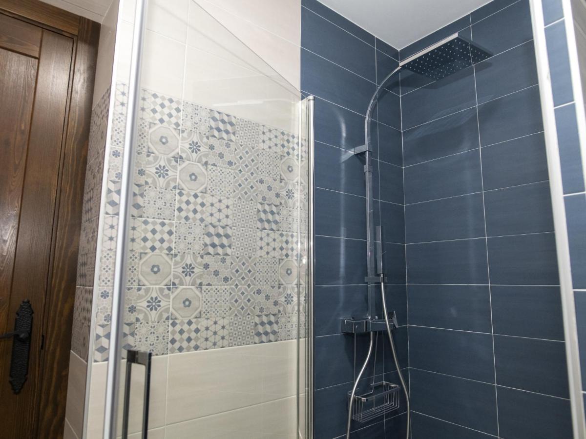 Elegante Apartamento Para 5 En El Centro De Caceres Con Wifi Eksteriør billede