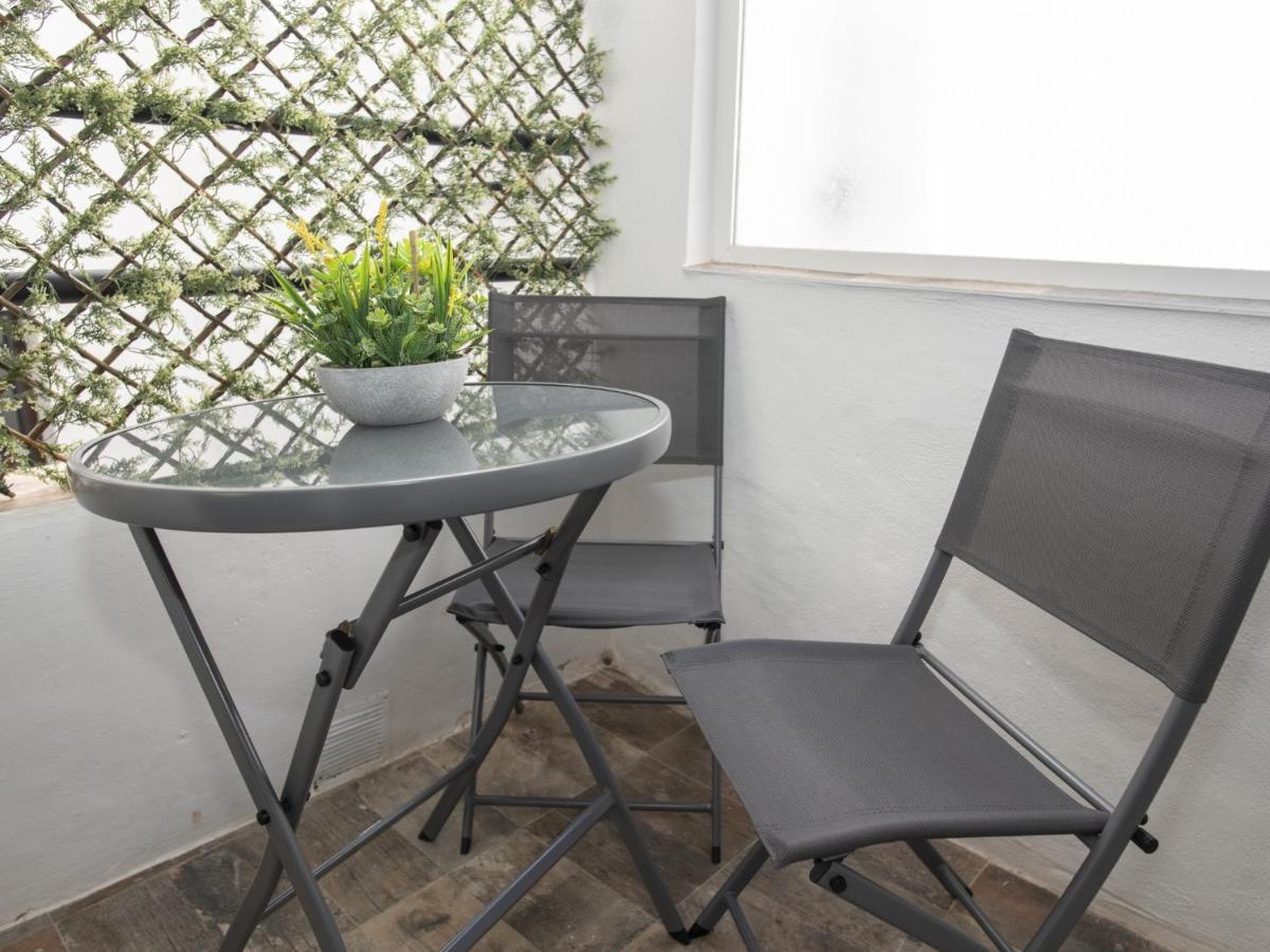 Elegante Apartamento Para 5 En El Centro De Caceres Con Wifi Eksteriør billede