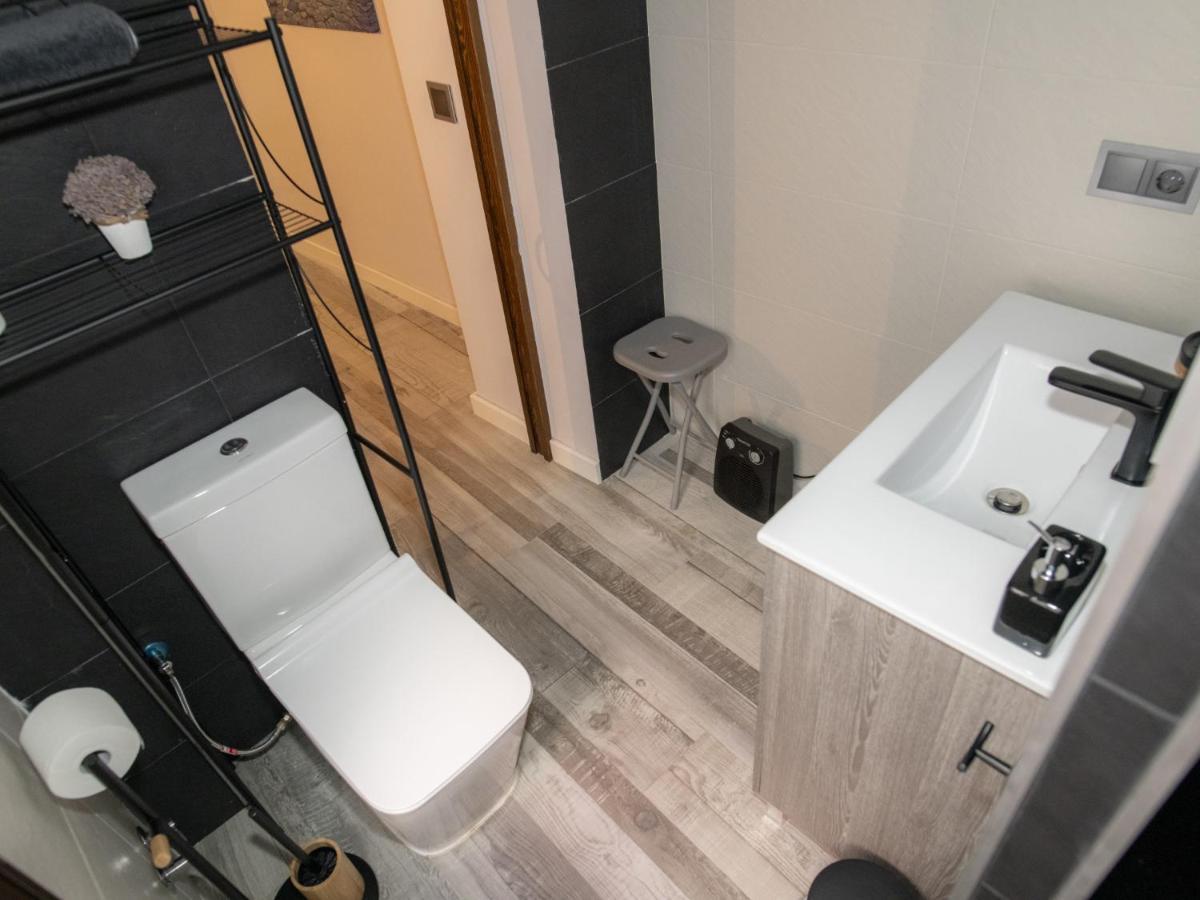 Elegante Apartamento Para 5 En El Centro De Caceres Con Wifi Eksteriør billede