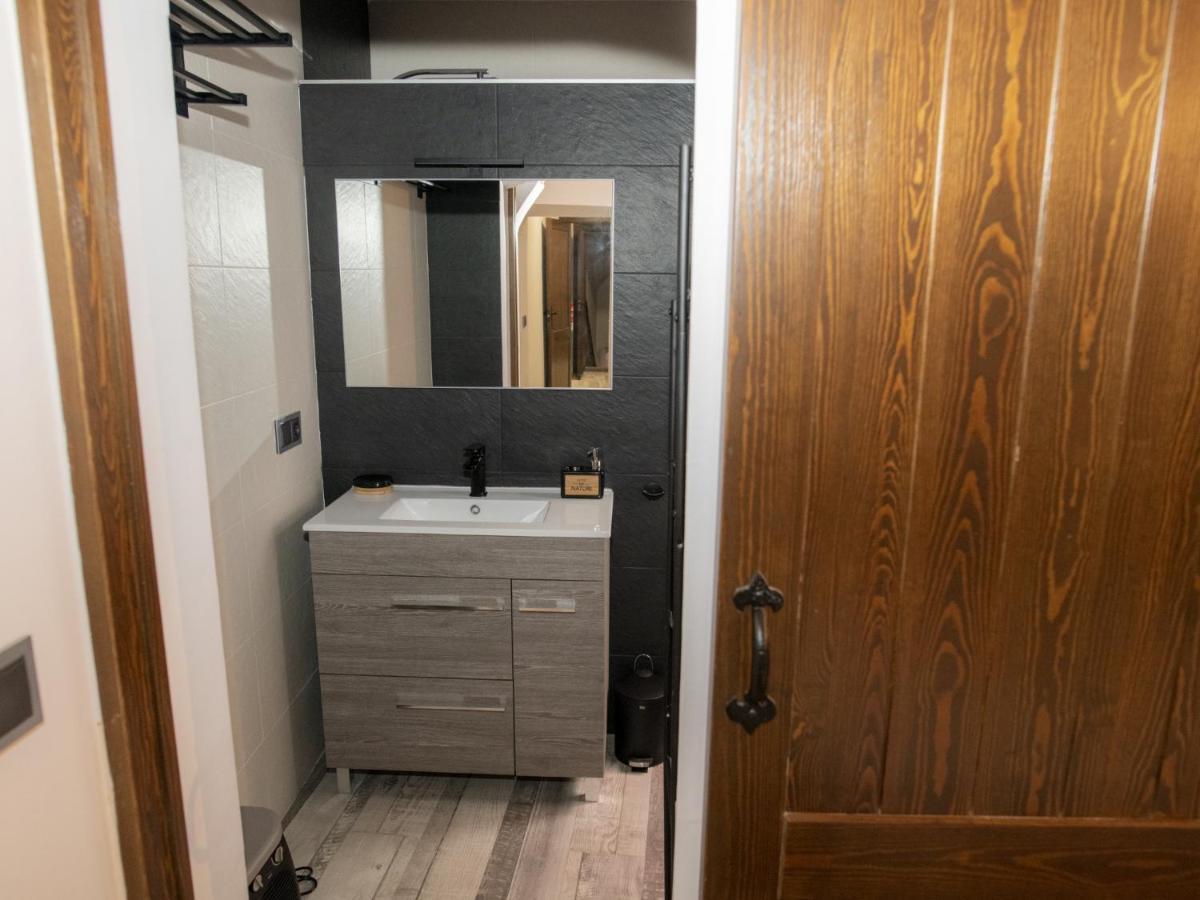 Elegante Apartamento Para 5 En El Centro De Caceres Con Wifi Eksteriør billede