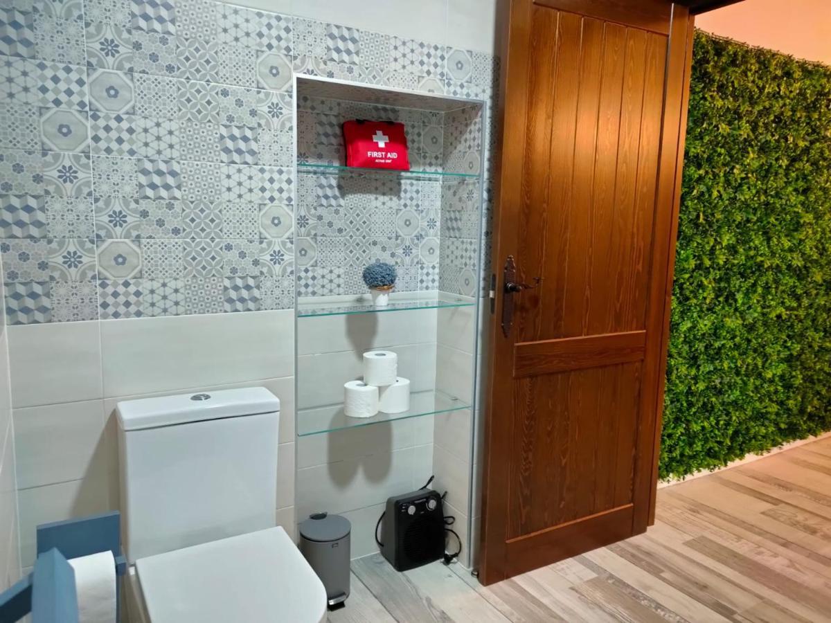 Elegante Apartamento Para 5 En El Centro De Caceres Con Wifi Eksteriør billede