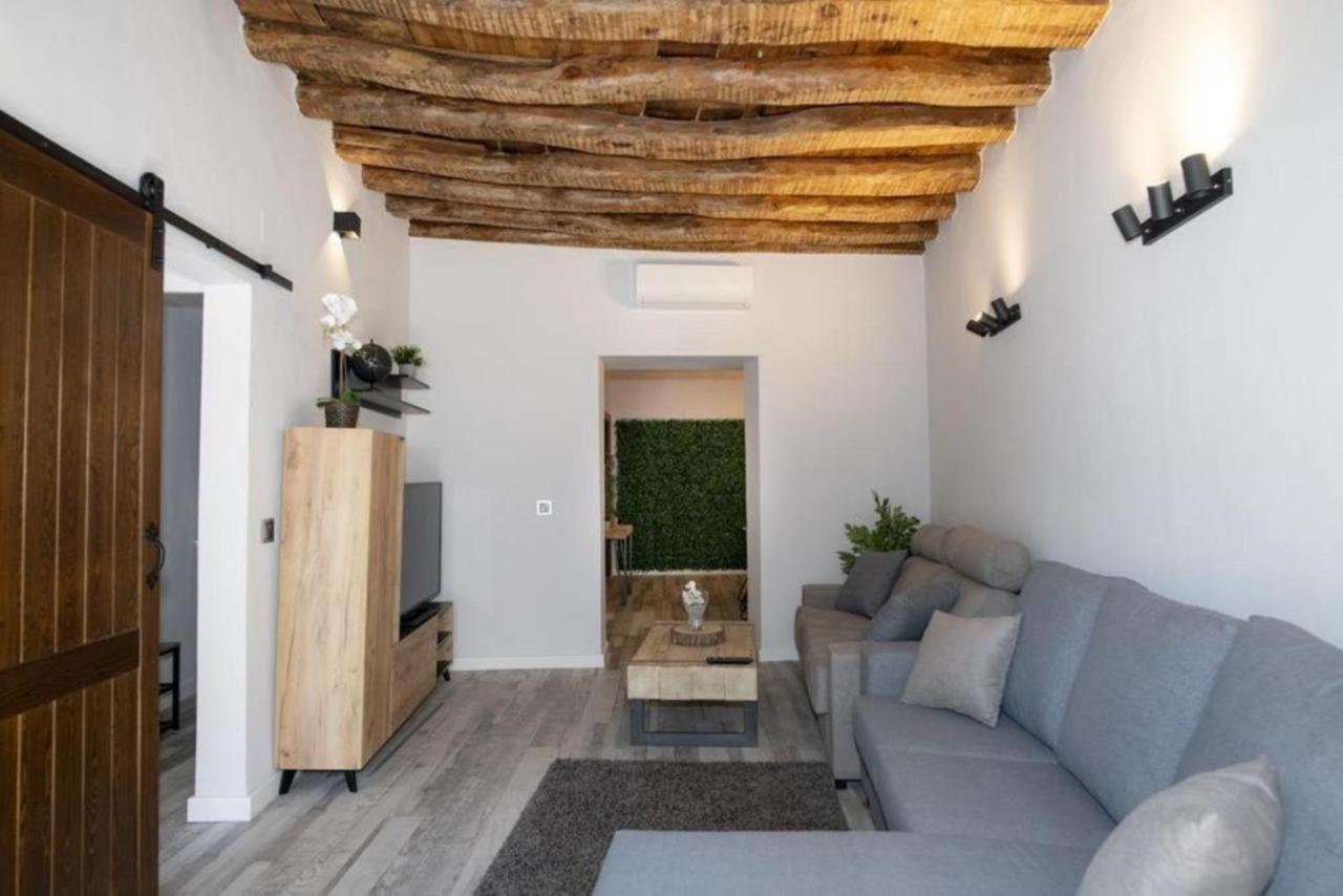 Elegante Apartamento Para 5 En El Centro De Caceres Con Wifi Eksteriør billede